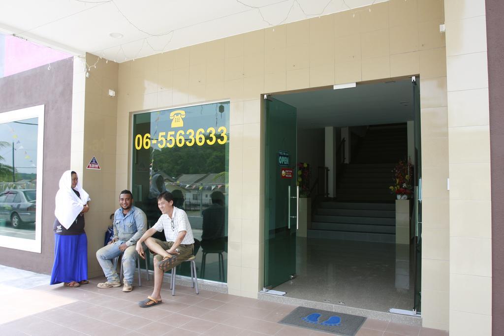 Alor Villa Malacca Exterior foto